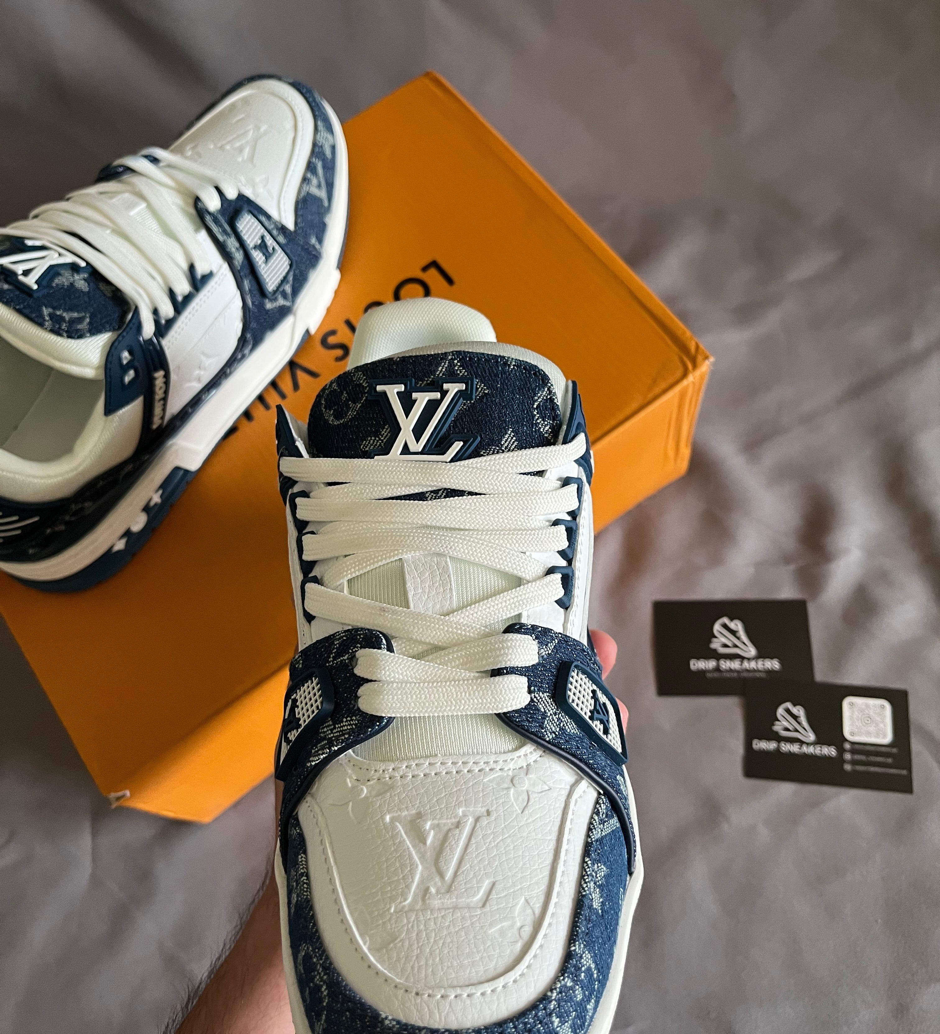 Trainer White and Blue My Store 4