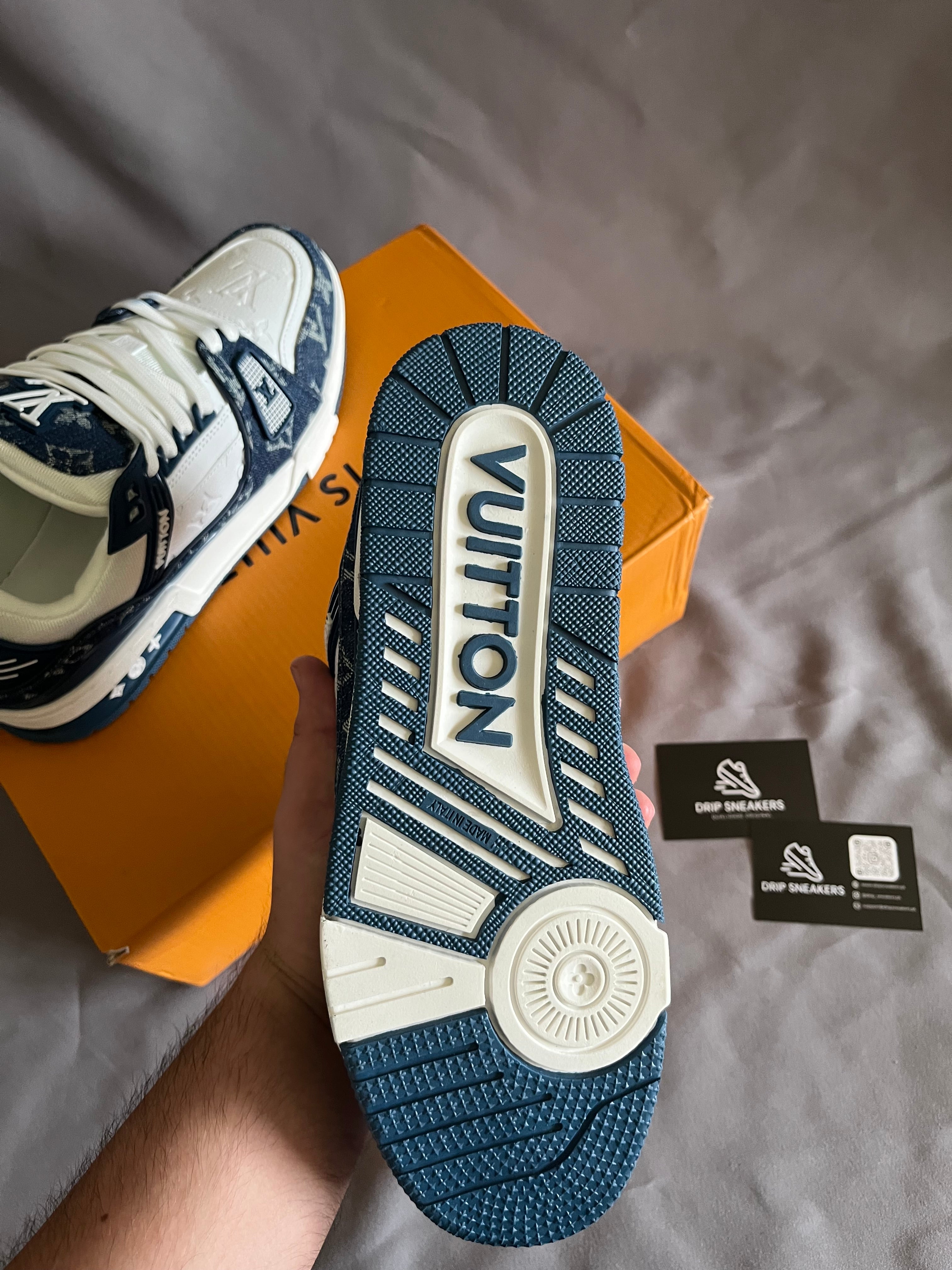 Trainer White and Blue My Store 4