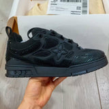 Skate All Black