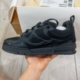 Skate All Black