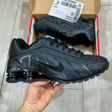 Shox 4 Black