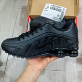Shox 4 Black