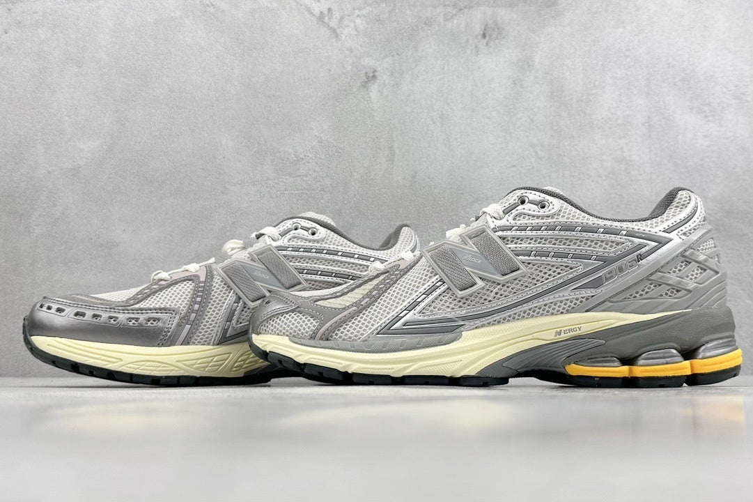 1906 Vintage Grey