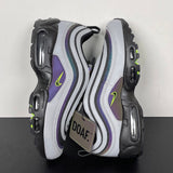 97 Witch Green
