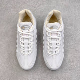 95 White Wolf Grey