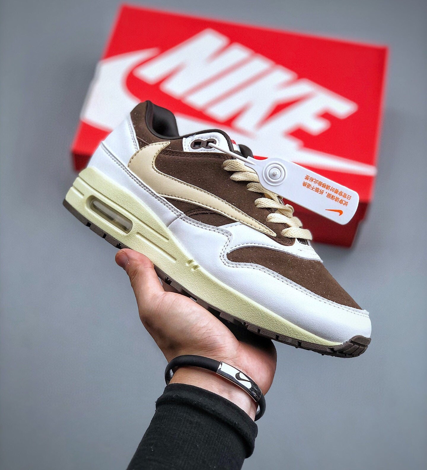 Air Max 1 White, Brown and Beige