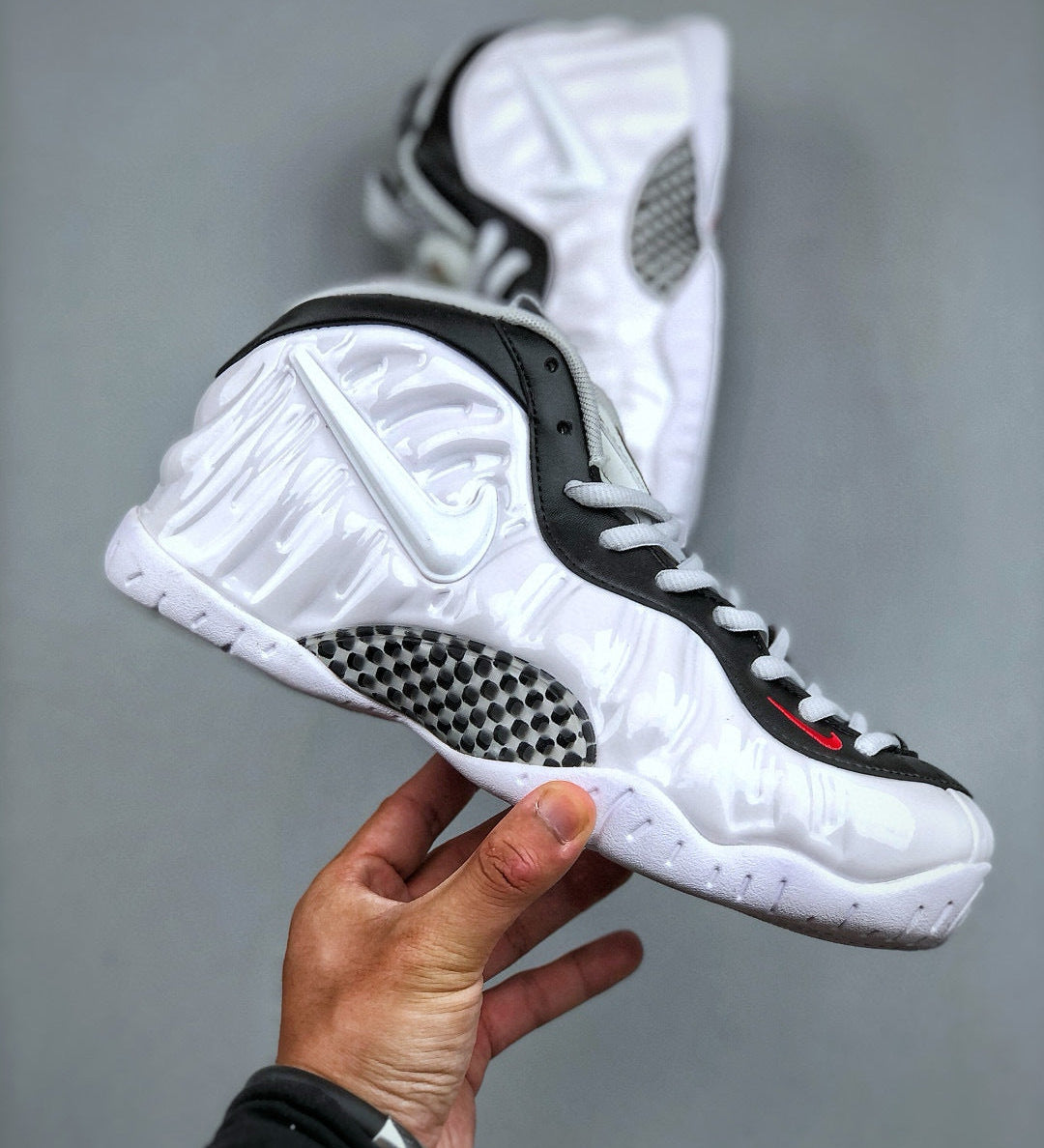 Foamposite White Black University Red