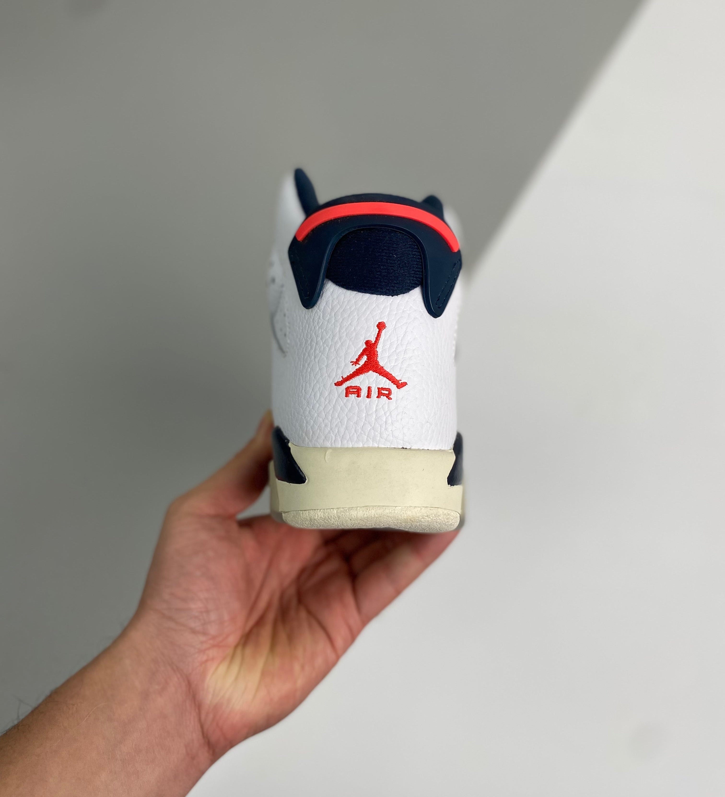 AJ6 Retro Tinker