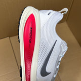 Vomero 18 Platinum Tint Siren Red Light Smoke Grey Metallic Pewter