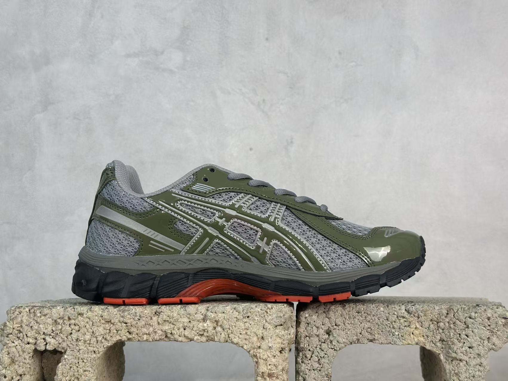 GEL-Kayano 12.1