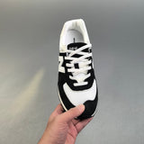 574 Clássico Preto e Branco