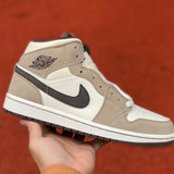 AJ1 MID Desert Sail