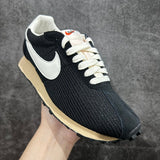 Roshe Run Black and White