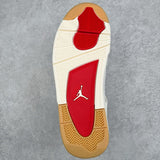 AJ4 Levis