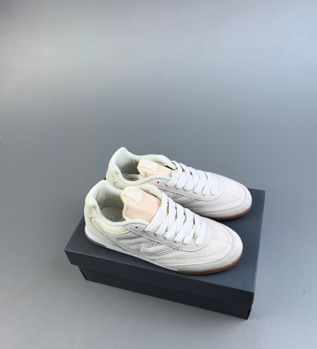 RC42 Creme