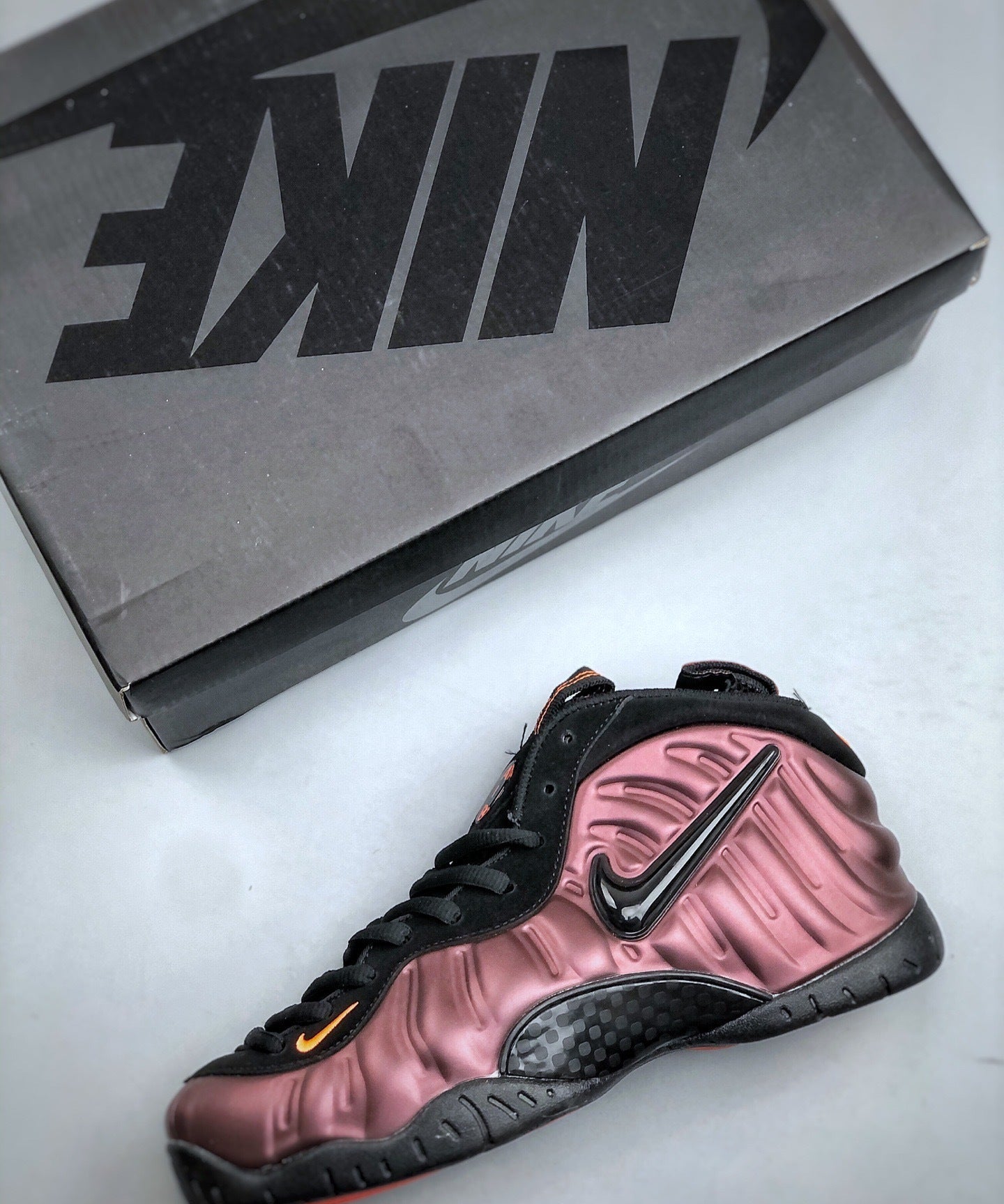 Foamposite Hyper Crimson
