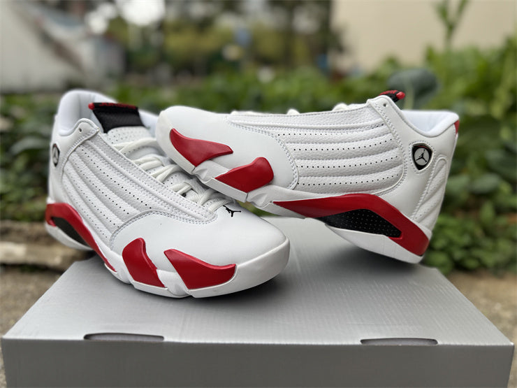 AJ14 Retro Candy Cane