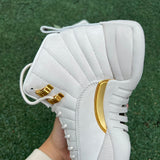12 PURE WHITE