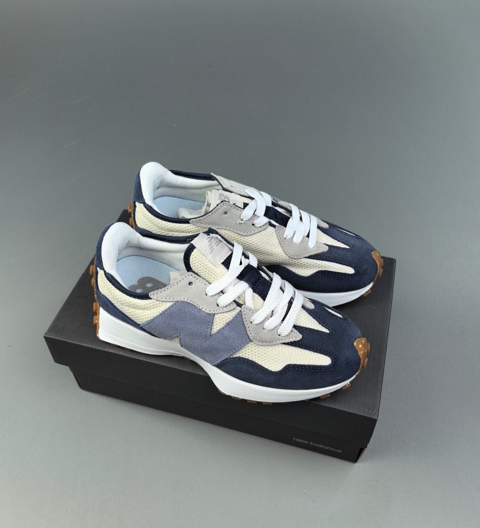 327 Blue