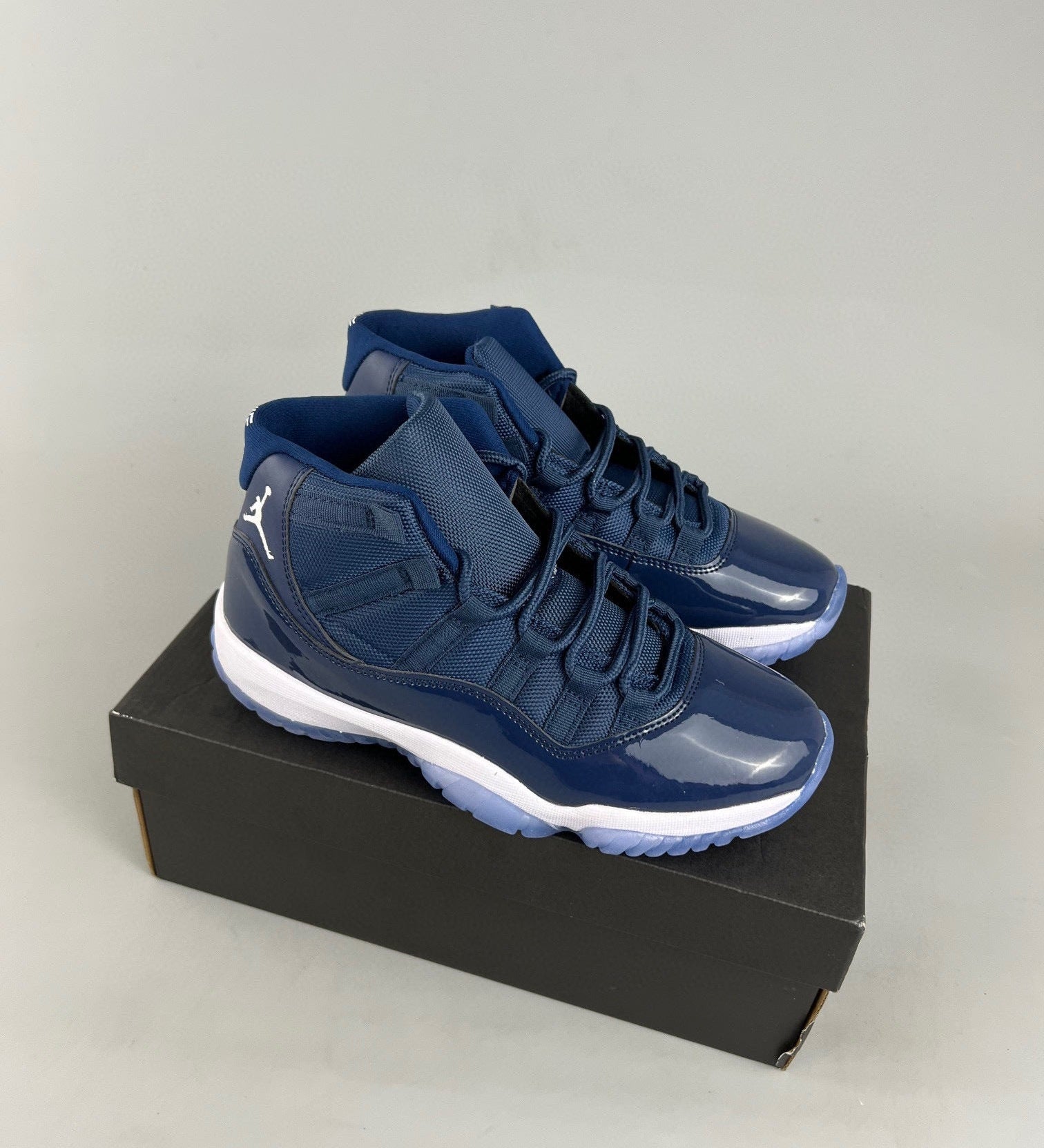 AJ11 UNC Win Like 82 All Blue