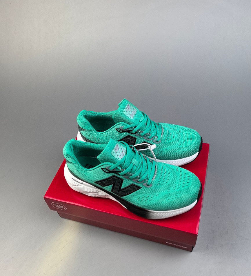 880 Fresh Foam X Vongo White and Green