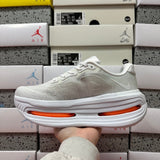 Vomero Premium Grey/White
