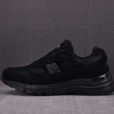 992 Triple Black