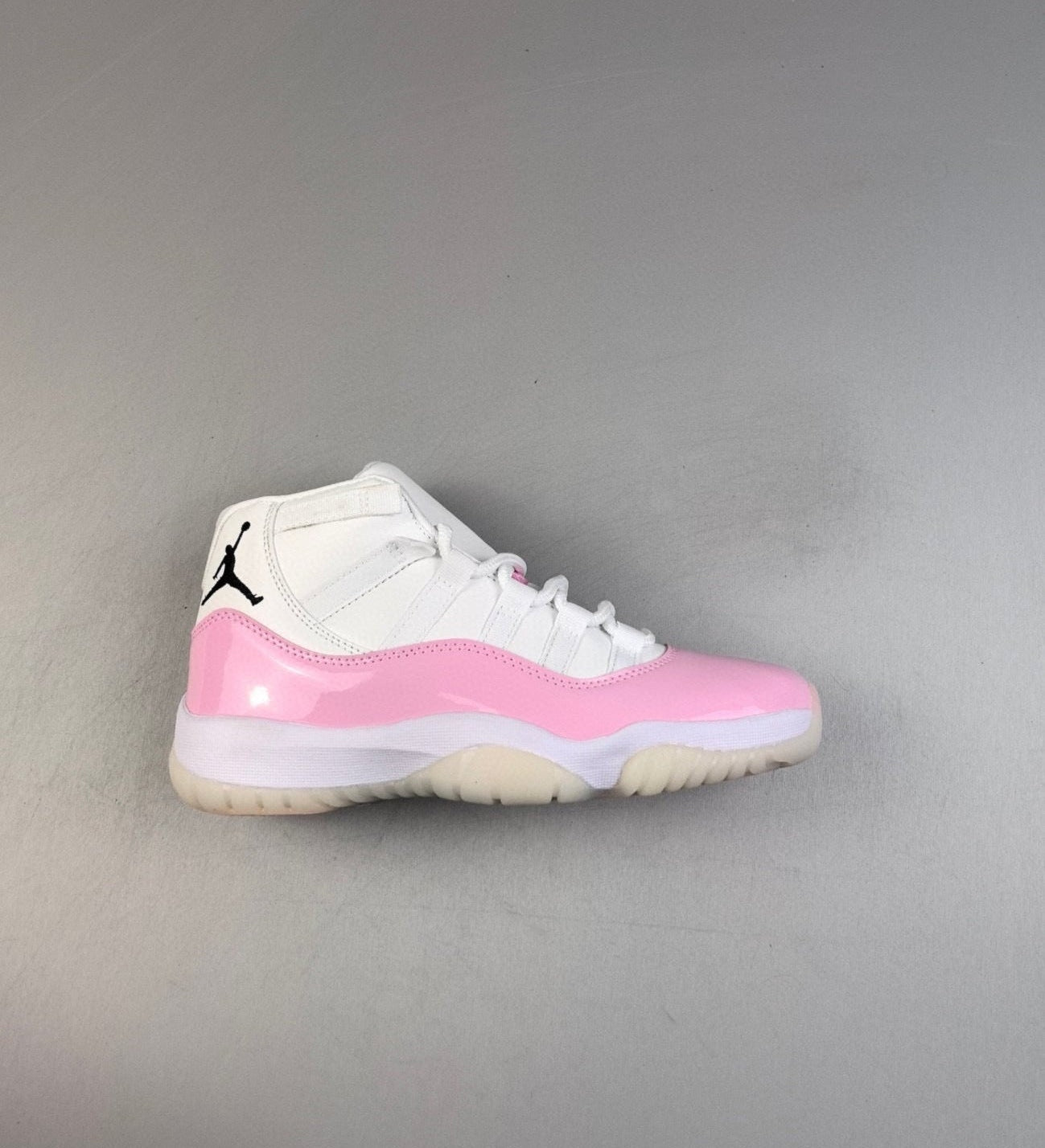 AJ11 Retro High Concord Pink