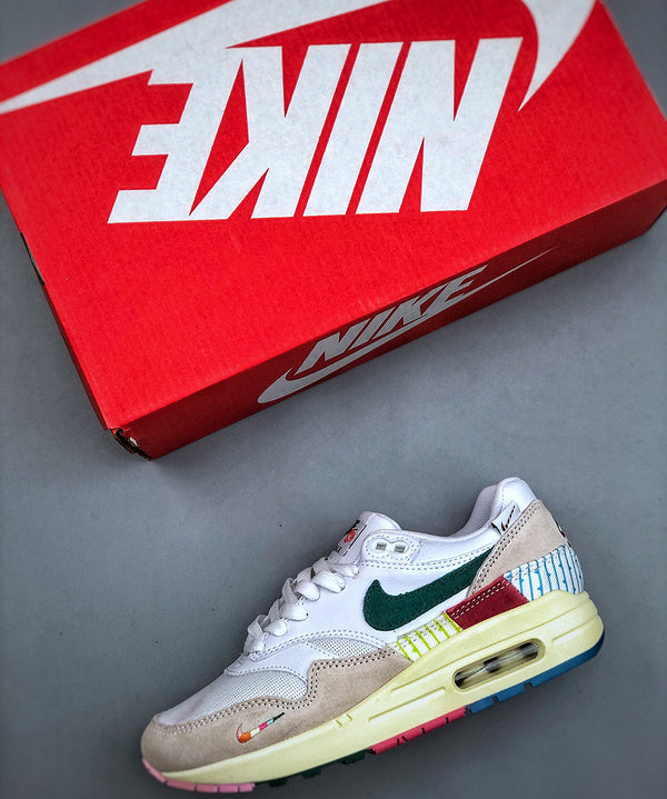 Air Max 1 All Petals United