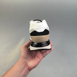 574 Clássico Preto e Branco