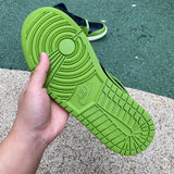 AJ1 MID Altitude Green