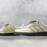 Samba Studded Pack