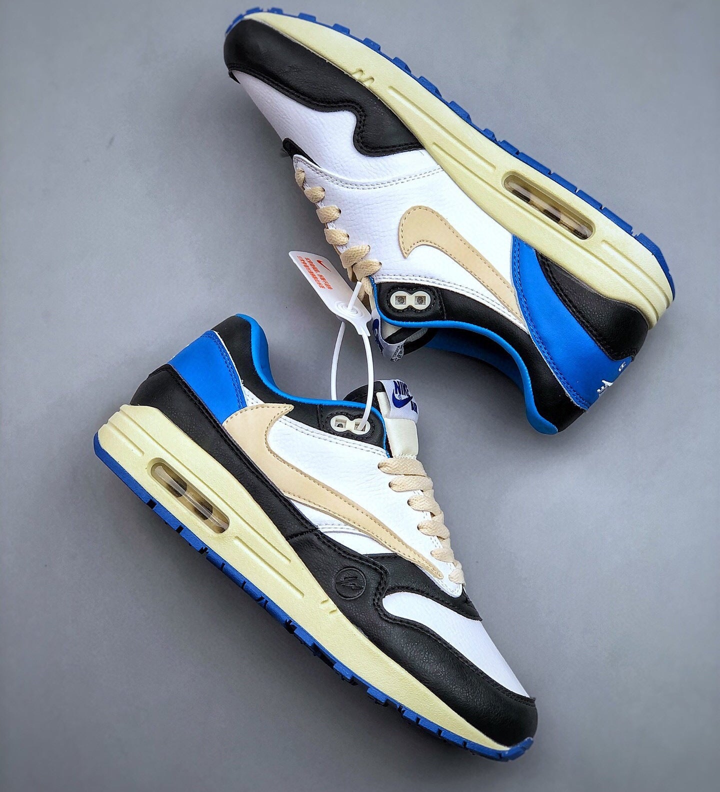 Air Max 1 Fragment