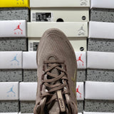 GEL-NIMBUS 27 Brown