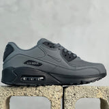 90 Triple Black