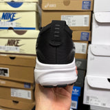 GEL-KAYANO 32 Black/White