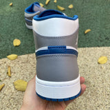 AJ1 MID True Blue