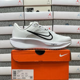 Quest 6 White