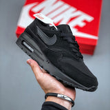 Air Max 1 Triple Black