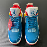 AJ4 Retro Messy Room