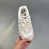 574 Creme