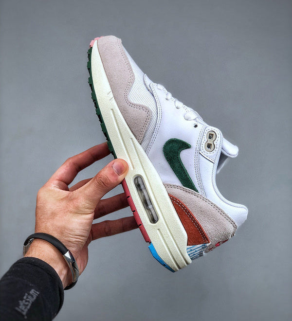 Air Max 1 All Petals United