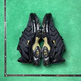 TN Black & Metallic Gold