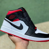 AJ1 MID Gym Red/Black Toe
