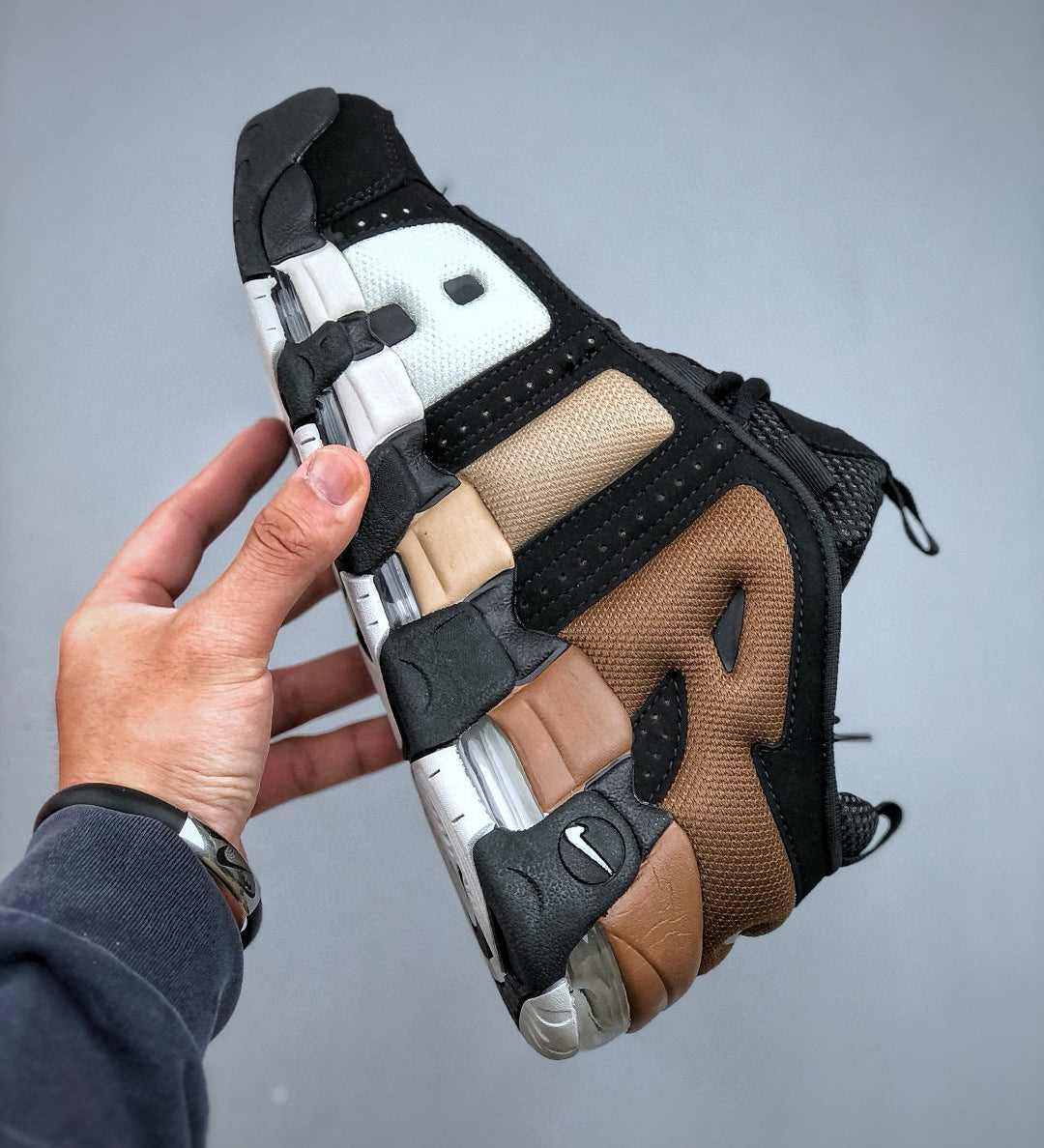 Uptempo Brown And Black