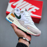 Air Max 1 All Petals United