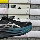 GEL-NIMBUS 27 Black/Clay Grey
