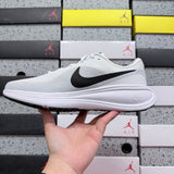 Revolution 8 White