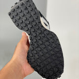 327 Crocodilo Preto e Branco