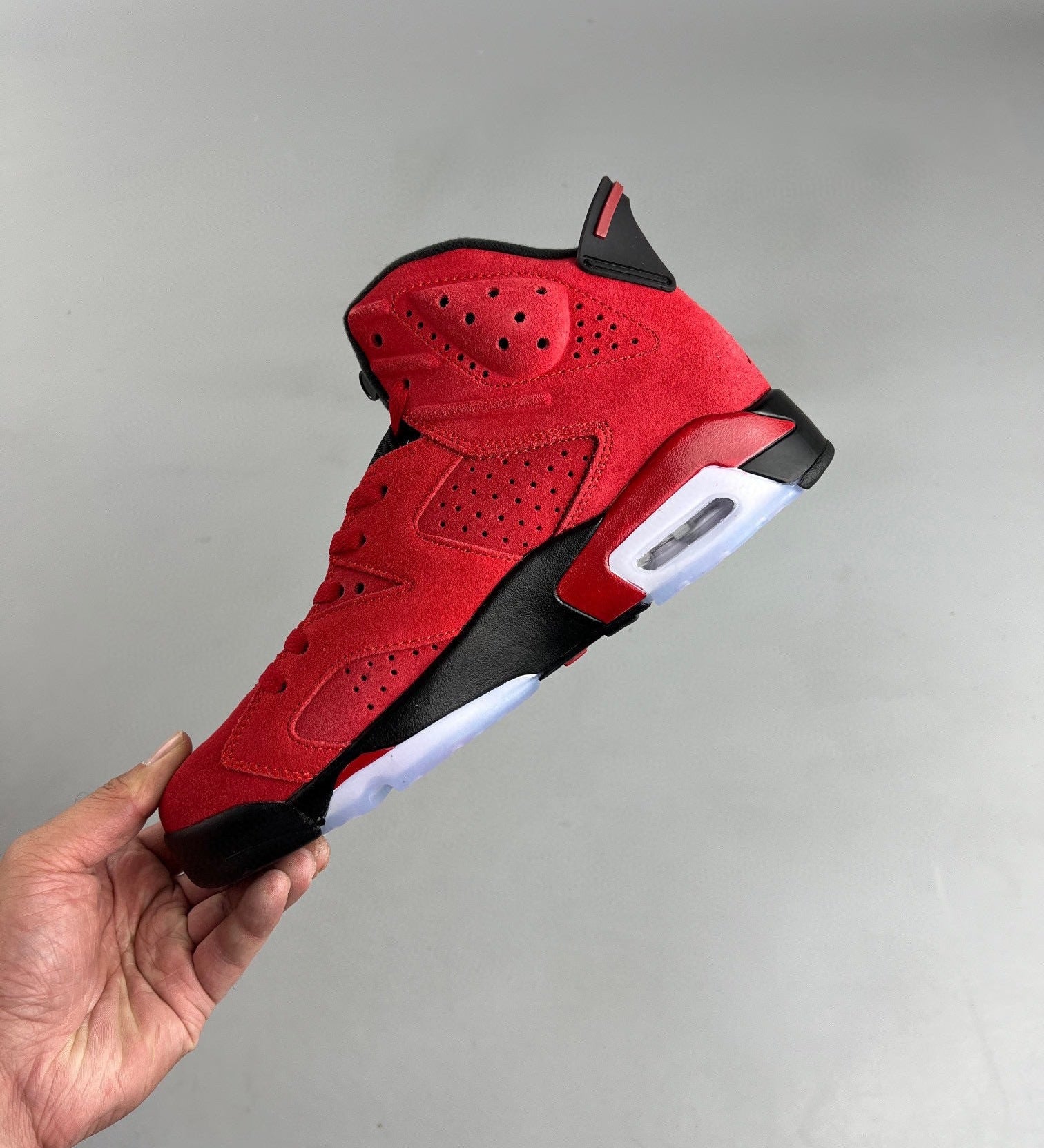 AJ6 Raging Bul
